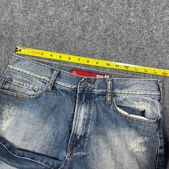 Vintage Guess Jeans Bootcut Mid Rise Distressed Size 31x30 Womens 0873 - Picture 7 of 12